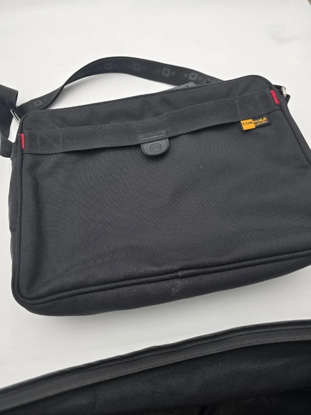 Wenger SwissGear pre owned